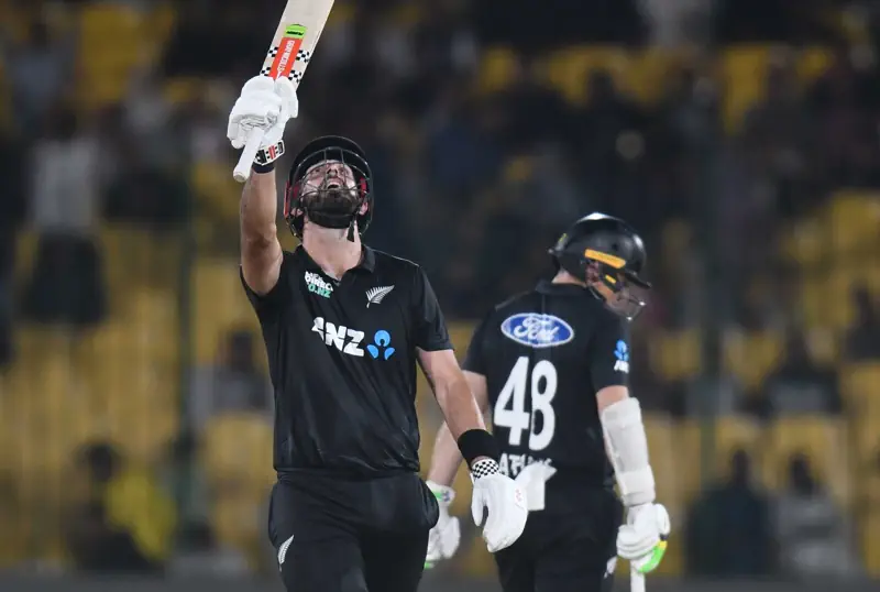 New Zealand Clinches Tri-Nation Series Title with Five-Wicket Win Over Pakistan